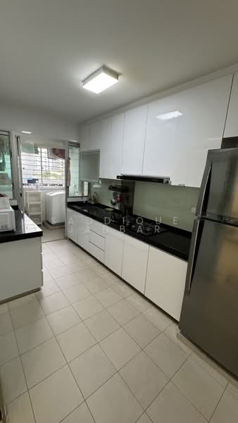 802A Keat Hong Close, 802A Keat Hong Close, 2 Bedrooms, 113 sqft, HDB Flat For Rent, by Saddique Jabbar, 500179428 - Kitchen - PropertyGuru.com.sg
