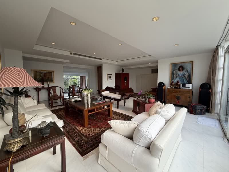 Hills Apartment, 46 Goldhill Avenue, 4 Bedrooms, 2,992 sqft, Apartment For Sale, by Zachar Oh, 500179429 - Living Room - PropertyGuru.com.sg