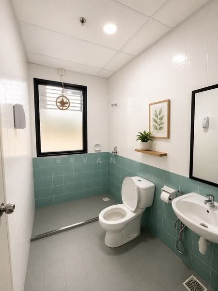 Toh Guan Centre, 21 Toh Guan Road East, 2,433 sqft, Factory / Workshop (B2) For Sale, by Bryan Ng, 500179430 - Bathroom - CommercialGuru.com.sg
