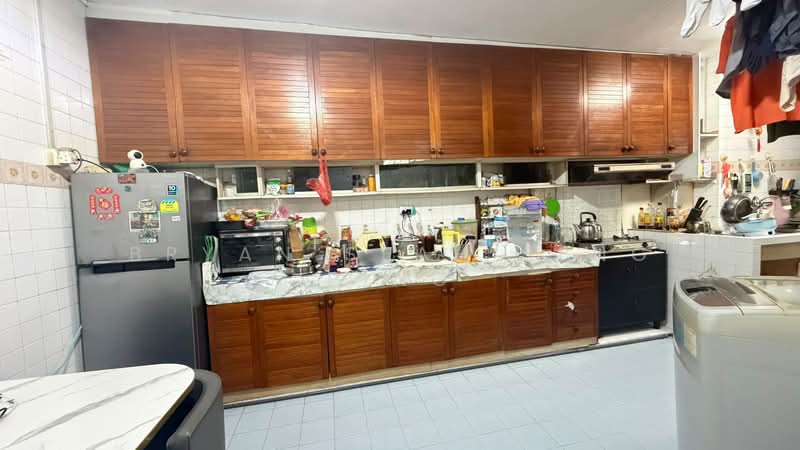 214 Jurong East Street 21, 214 Jurong East Street 21, 3 Bedrooms, 1,130 sqft, HDB Flat For Sale, by Bryan Seah Seng Ping, 500179439 - Kitchen - PropertyGuru.com.sg