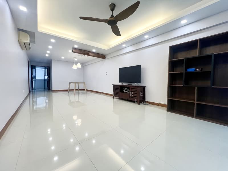 138 Edgedale Plains, 138 Edgedale Plains, 3 Bedrooms, 1,195 sqft, HDB Flat For Rent, by DOEVEN REAL ESTATE, 500179440 - Living Room - PropertyGuru.com.sg