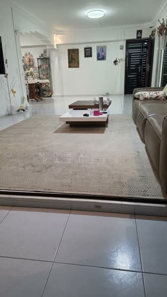 230J Tampines Street 21, 230J Tampines Street 21, 2 Bedrooms, 1,610 sqft, HDB Flat For Sale, by Mohamed Basheer, 500179442 - Living Room - PropertyGuru.com.sg