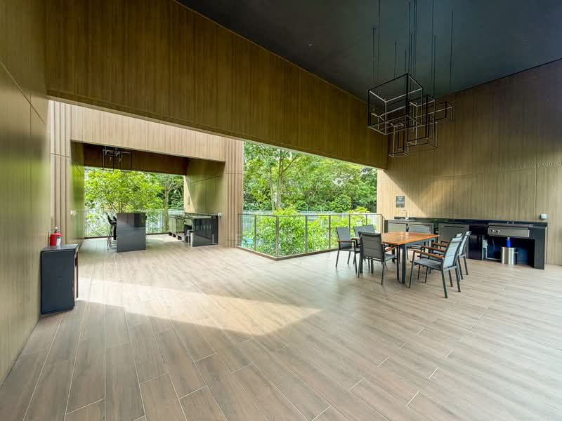 Leedon Green, 32 Leedon Heights, 2 Bedrooms, 700 sqft, Condominium For Sale, by Joleen Lye, 500179444 - Exterior - PropertyGuru.com.sg