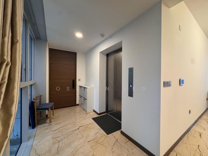 Queens Peak, 1 Dundee Road, 3 Bedrooms, 947 sqft, Condominium For Rent, by Osborn Yeo, 500179452 - Entrance - PropertyGuru.com.sg