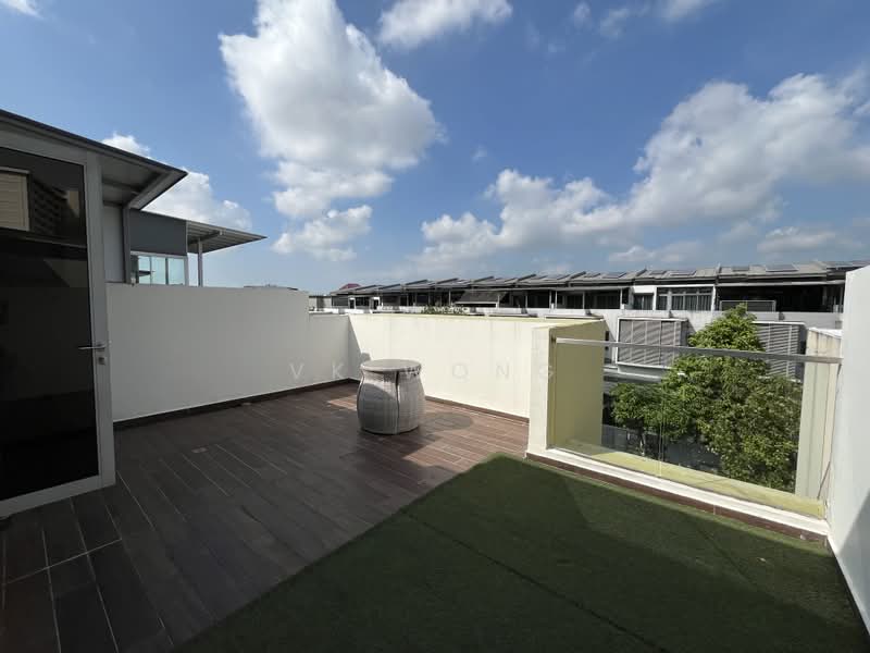 Haus@Serangoon Garden, Serangoon Garden Way, Room Rental, 400 sqft, Terraced House For Rent, by VK Wong, 500179462 - Balcony - PropertyGuru.com.sg