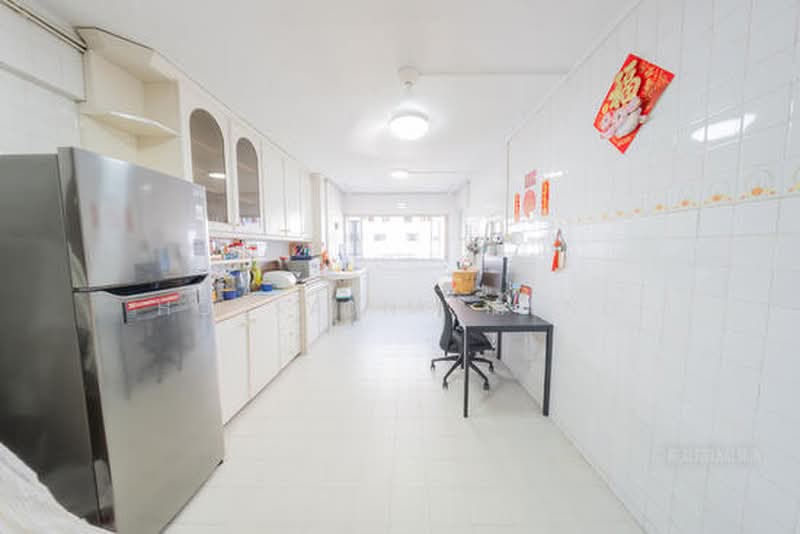 475 Ang Mo Kio Avenue 10, 475 Ang Mo Kio Avenue 10, 3 Bedrooms, 990 sqft, HDB Flat For Sale, by Hoo Yong Heng, 500179463 - Kitchen - PropertyGuru.com.sg
