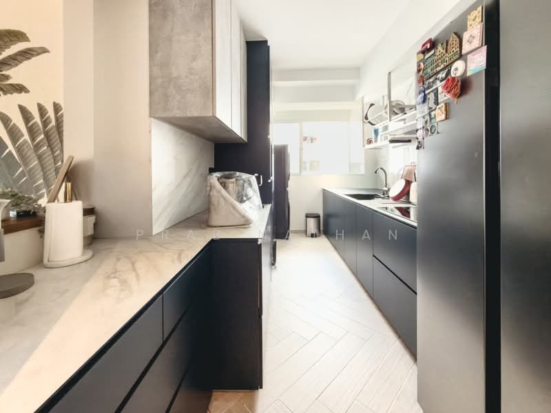 747B Bedok Reservoir Crescent, 747B Bedok Reservoir Crescent, 3 Bedrooms, 1,130 sqft, HDB Flat For Sale, by Prab Nathan, 500179464 - Kitchen - PropertyGuru.com.sg