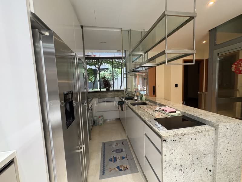 Seahill, West Coast Crescent, 4 Bedrooms, 3,649 sqft, Cluster House For Rent, by Rosalind Teow, 500179479 - Kitchen - PropertyGuru.com.sg