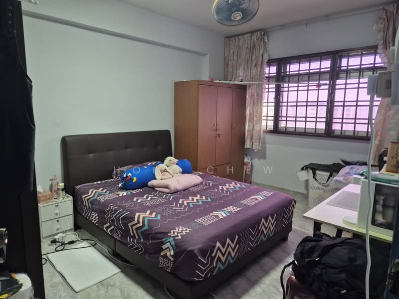 393 Tampines Avenue 7, 393 Tampines Avenue 7, Room Rental, 120 sqft, HDB Flat For Rent, by Hong Chew, 500179484 - Bedroom - PropertyGuru.com.sg