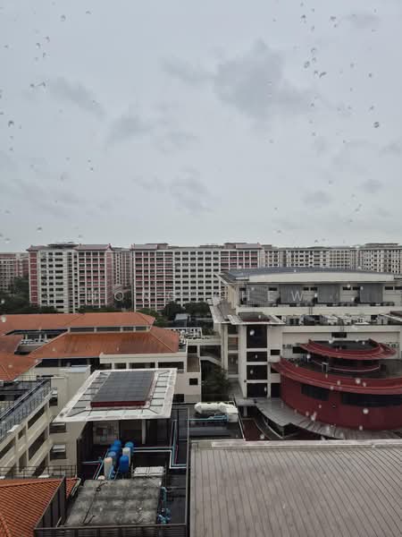 393 Tampines Avenue 7, 393 Tampines Avenue 7, Room Rental, 120 sqft, HDB Flat For Rent, by Hong Chew, 500179484 - Exterior - PropertyGuru.com.sg