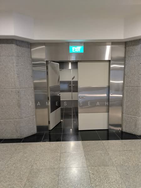 The Concourse, 300 Beach Road, 1,055 sqft, Office For Rent, by James Seah, 500179486 - Entrance - CommercialGuru.com.sg