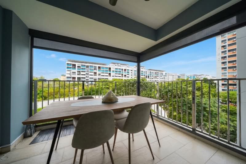 518A Tampines Central 7, 518A Tampines Central 7, 3 Bedrooms, 1,173 sqft, HDB Flat For Sale, by Lee Heng Wei, 500179495 - Balcony - PropertyGuru.com.sg