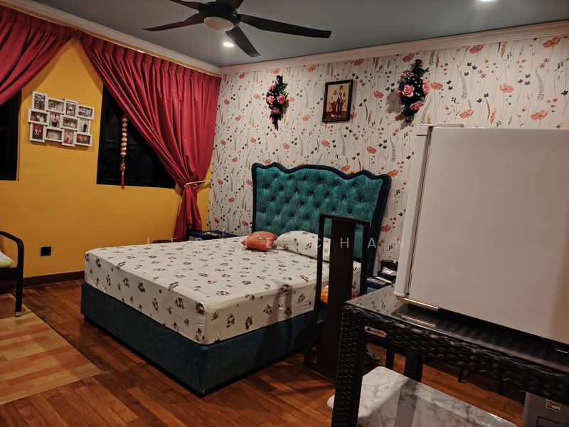 Exclusive Listing! 3 Story Freehold Hilltop Semi D @ NorthHill, Jalan Kasau, 6 Bedrooms, 3,500 sqft, Semi-Detached House For Sale, by Leslie Chan, 500179507 - PropertyGuru.com.sg