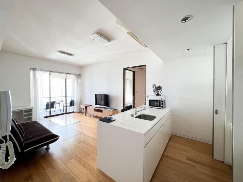 Newton Suites, 60 Newton Road, 2 Bedrooms, 797 sqft, Apartment For Rent, by Gary Koh, 500179542 - Living Room - PropertyGuru.com.sg