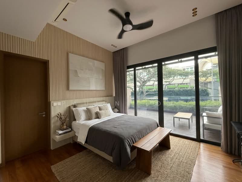Cashew Green, Cashew Road, 6 Bedrooms, 6,300 sqft, Terraced House For Sale, by Pauline Loh, 500179549 - Bedroom 1 - PropertyGuru.com.sg