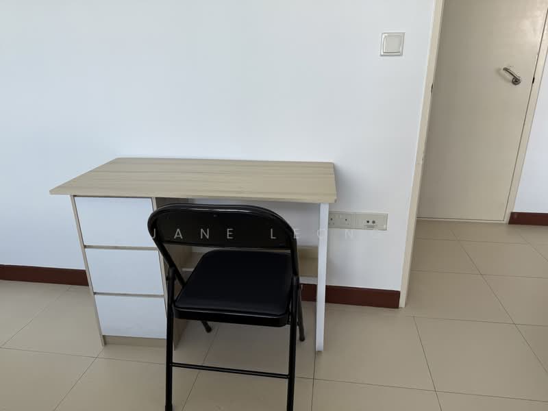 418 Clementi Avenue 1, 418 Clementi Avenue 1, 2 Bedrooms, 807 sqft, HDB Flat For Rent, by Jane Leong, 500179550 - Study - PropertyGuru.com.sg