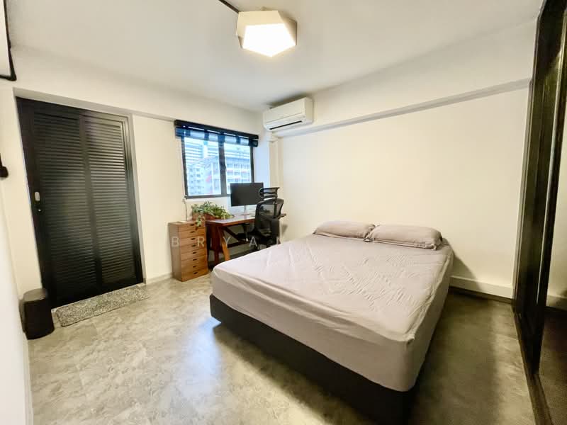 205 Toa Payoh North, 205 Toa Payoh North, 3 Bedrooms, 818 sqft, HDB Flat For Sale, by Bryan Lee, 500179553 - Bedroom - PropertyGuru.com.sg