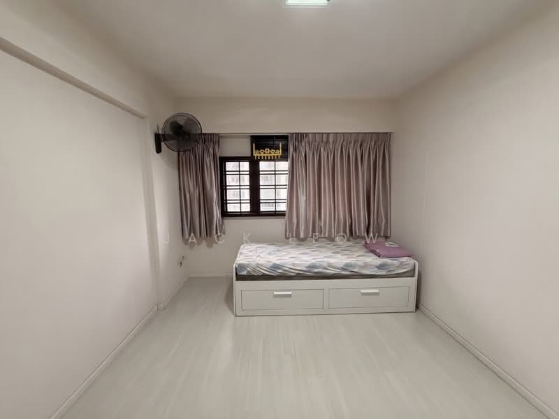 181 Bedok North Road, 181 Bedok North Road, 3 Bedrooms, 1,184 sqft, HDB Flat For Sale, by Jack Leow, 500179555 - Bedroom 2 - PropertyGuru.com.sg