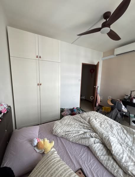 The Floravale, 240 Westwood Avenue, 4 Bedrooms, 1,292 sqft, Executive Condominium For Rent, by Philip Chong, 500179562 - Bedroom - PropertyGuru.com.sg