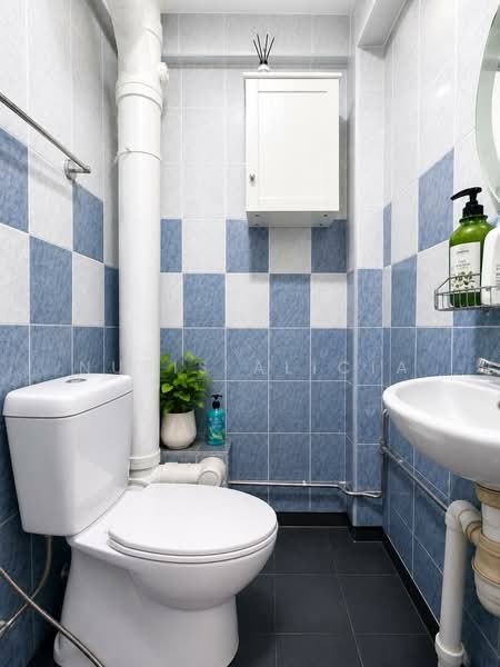125 Bishan Street 12, 125 Bishan Street 12, 3 Bedrooms, 894 sqft, HDB Flat For Sale, by Nuris Alicia, 500179567 - Bathroom - PropertyGuru.com.sg