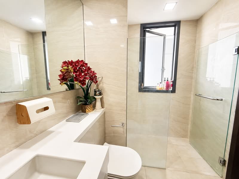 Signature At Yishun, 29 Yishun Street 51, 3 Bedrooms, 1,098 sqft, Executive Condominium For Sale, by Faizal Rahim, 500179568 - Bathroom - PropertyGuru.com.sg