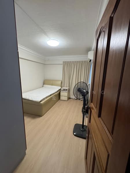 708 Hougang Avenue 2, 708 Hougang Avenue 2, Room Rental, 150 sqft, HDB Flat For Rent, by Joshua Leng (龙主阳), 500179570 - Bedroom - PropertyGuru.com.sg