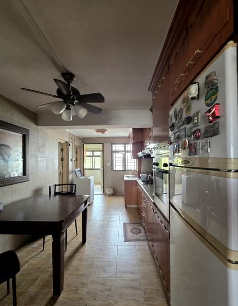 57 Marine Terrace, 57 Marine Terrace, 3 Bedrooms, 721 sqft, HDB Flat For Sale, by Faiz Zaffre, 500179574 - Kitchen - PropertyGuru.com.sg
