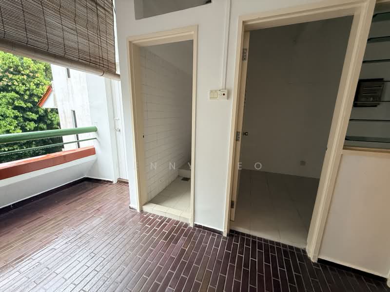 Villa Delle Rose, Taman Nakhoda, 3 Bedrooms, 2,800 sqft, Condominium For Rent, by Kenny Yeo, 500179578 - Balcony - PropertyGuru.com.sg
