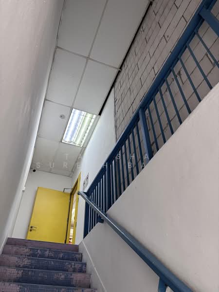 2 storey 24-Hour Approved Corner F&B Chong Pang / Sembawang / Yishun, , 4,403 sqft, Food & Beverage For Rent, by Tanisha Suresh Balani, 500179591 - Corridor - CommercialGuru.com.sg