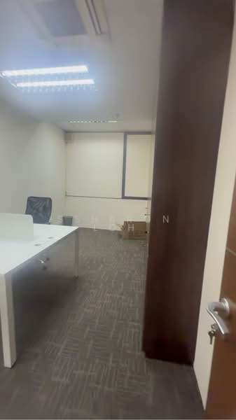 E-Centre @ Redhill, 3791 Jalan Bukit Merah, 2,120 sqft, Light Industrial (B1) For Rent, by Ssharon Loh, 500179595 - CommercialGuru.com.sg