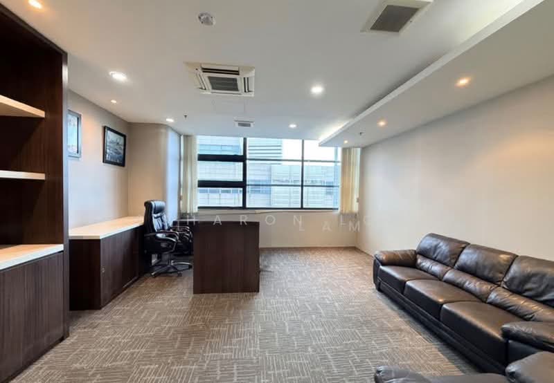 E-Centre @ Redhill, 3791 Jalan Bukit Merah, 2,120 sqft, Light Industrial (B1) For Rent, by Ssharon Loh, 500179595 - CommercialGuru.com.sg