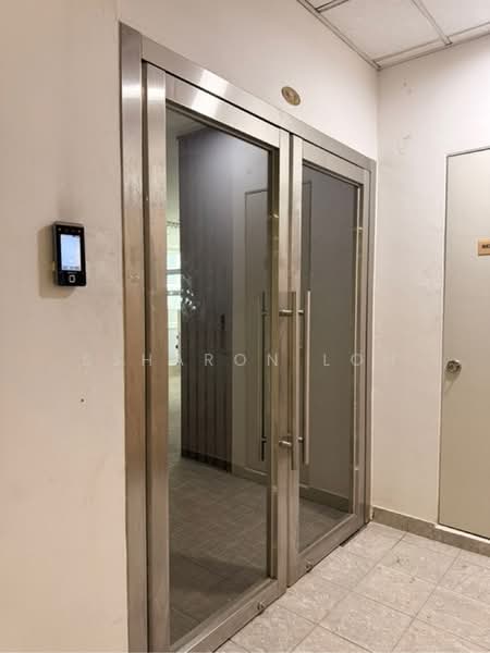E-Centre @ Redhill, 3791 Jalan Bukit Merah, 2,120 sqft, Light Industrial (B1) For Rent, by Ssharon Loh, 500179595 - CommercialGuru.com.sg