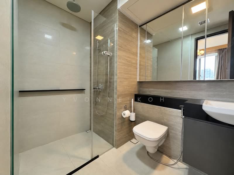 Park Place Residences, 2 Paya Lebar Road, 2 Bedrooms, 667 sqft, Condominium For Sale, by Yvonne Koh, 500179602 - Bathroom - PropertyGuru.com.sg