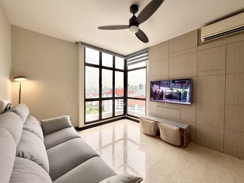 The Mayfair, 1 Jurong East Street 32, 2 Bedrooms, 893 sqft, Condominium For Sale, by Evelyn Tan, 500179604 - Living Room - PropertyGuru.com.sg