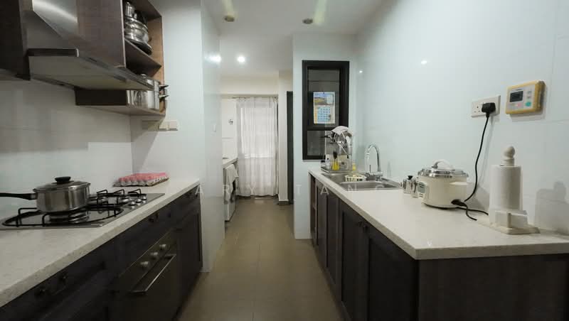 The Florida, 76 Hougang Avenue 7, 3 Bedrooms, 1,442 sqft, Condominium For Sale, by Gary Tang, 500179625 - Kitchen - PropertyGuru.com.sg