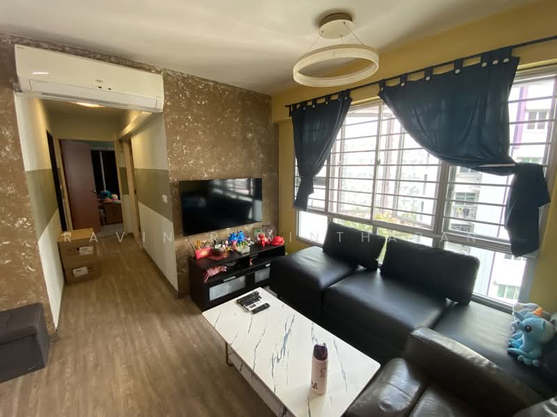 573C Woodlands Glen, 573C Woodlands Drive 16, 2 Bedrooms, 731 sqft, HDB Flat For Sale, by RAVIN RAVINTHARAN, 500179627 - Living Room - PropertyGuru.com.sg