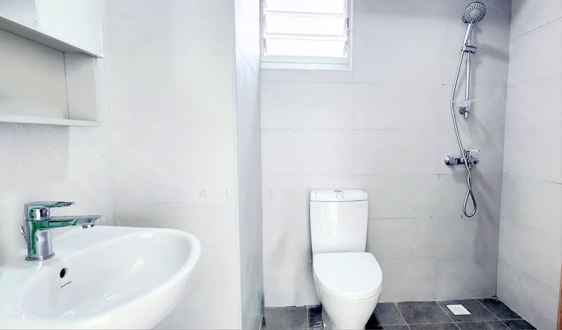 5A Upper Boon Keng Road, 5A Upper Boon Keng Road, 1 Bedroom, 721 sqft, HDB Flat For Rent, by Natalie Indra, 500179628 - Bathroom - PropertyGuru.com.sg