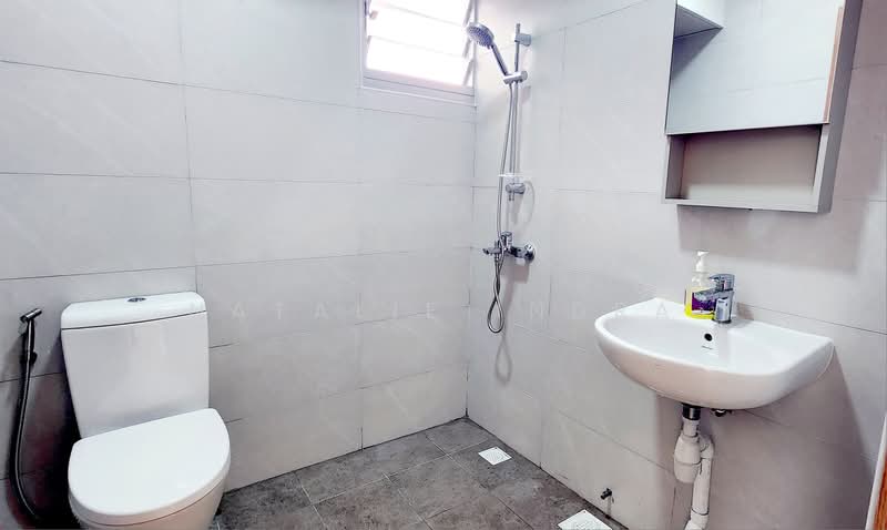 5A Upper Boon Keng Road, 5A Upper Boon Keng Road, 1 Bedroom, 721 sqft, HDB Flat For Rent, by Natalie Indra, 500179628 - Bathroom - PropertyGuru.com.sg