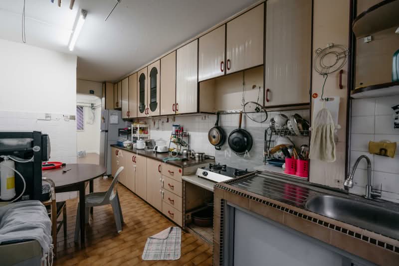 276 Yishun Street 22, 276 Yishun Street 22, 3 Bedrooms, 904 sqft, HDB Flat For Rent, by Alton Nah, 500179629 - Kitchen - PropertyGuru.com.sg