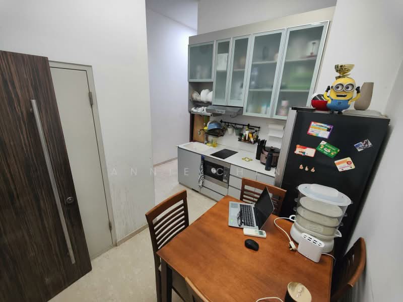 Parc Elegance, 15 Telok Kurau Road, 2 Bedrooms, 570 sqft, Condominium For Sale, by Annie Chen, 500179634 - Kitchen - PropertyGuru.com.sg