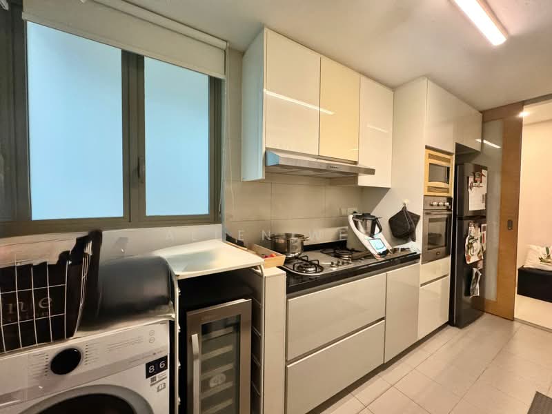 Casa Merah, 66 Tanah Merah Kechil Avenue, 3 Bedrooms, 1,216 sqft, Condominium For Sale, by Allen Wee, 500179641 - Kitchen - PropertyGuru.com.sg