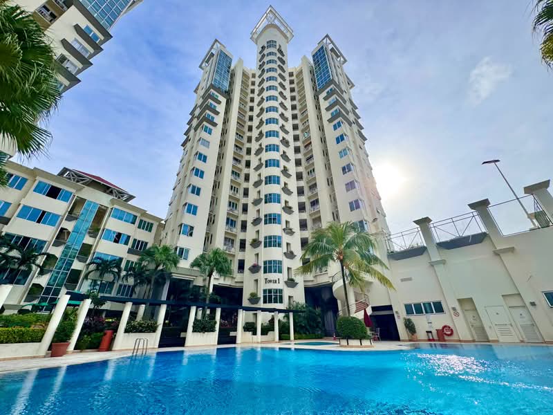 Tanjong Ria Condominium, 121 Tanjong Rhu Road, 2 Bedrooms, 808 sqft, Condominium For Sale, by Terence Tee (郑志翔), 500179643 - Pool - PropertyGuru.com.sg