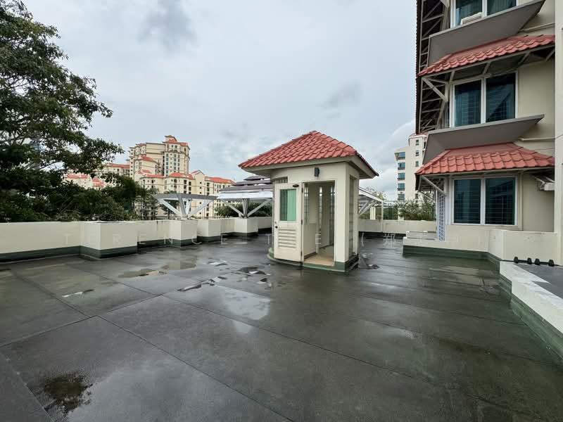 Tanjong Ria Condominium, 121 Tanjong Rhu Road, 2 Bedrooms, 808 sqft, Condominium For Sale, by Terence Tee (郑志翔), 500179643 - Roof Garden - PropertyGuru.com.sg