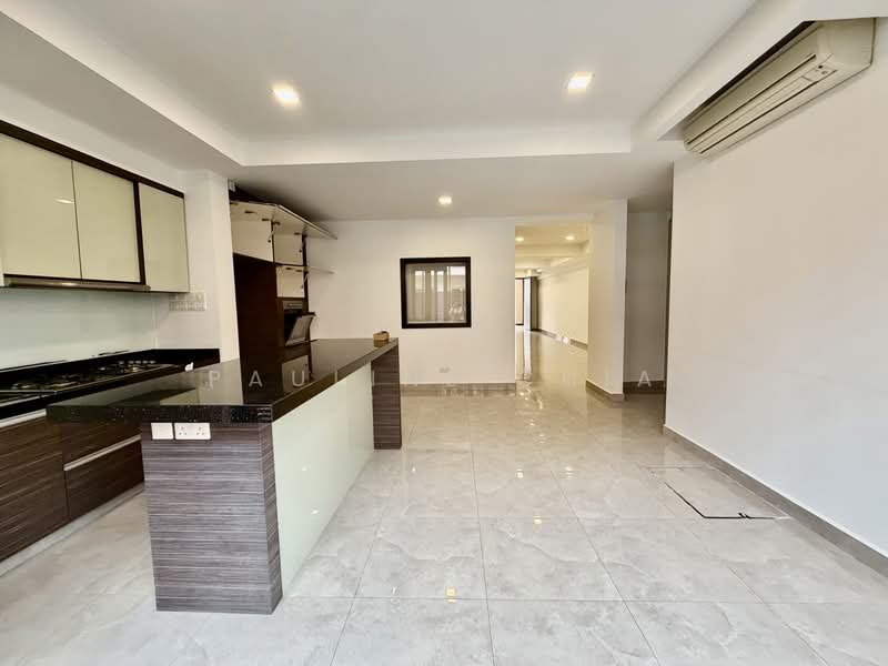 Serenade Gardens, , 4 Bedrooms, 3,430 sqft, Terraced House For Rent, by Pauline Chia, 500179646 - Kitchen - PropertyGuru.com.sg
