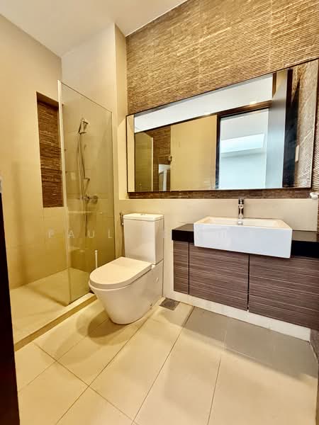 Serenade Gardens, , 4 Bedrooms, 3,430 sqft, Terraced House For Rent, by Pauline Chia, 500179646 - Bathroom - PropertyGuru.com.sg
