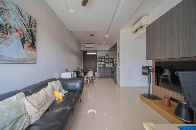 D'Nest, 129 Pasir Ris Grove, 2 Bedrooms, 753 sqft, Condominium For Sale, by Denise Tan, 500179647 - Living Room - PropertyGuru.com.sg