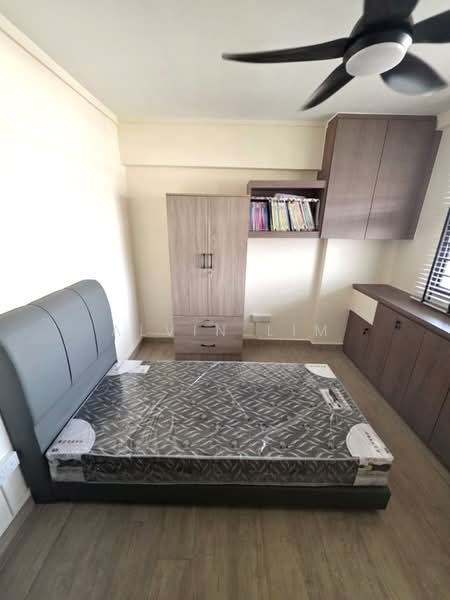329 Serangoon Avenue 3, 329 Serangoon Avenue 3, Room Rental, 150 sqft, HDB Flat For Rent, by Alvin Lim, 500179657 - Bedroom - PropertyGuru.com.sg