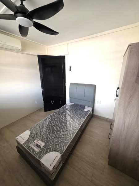 329 Serangoon Avenue 3, 329 Serangoon Avenue 3, Room Rental, 150 sqft, HDB Flat For Rent, by Alvin Lim, 500179657 - Bedroom - PropertyGuru.com.sg