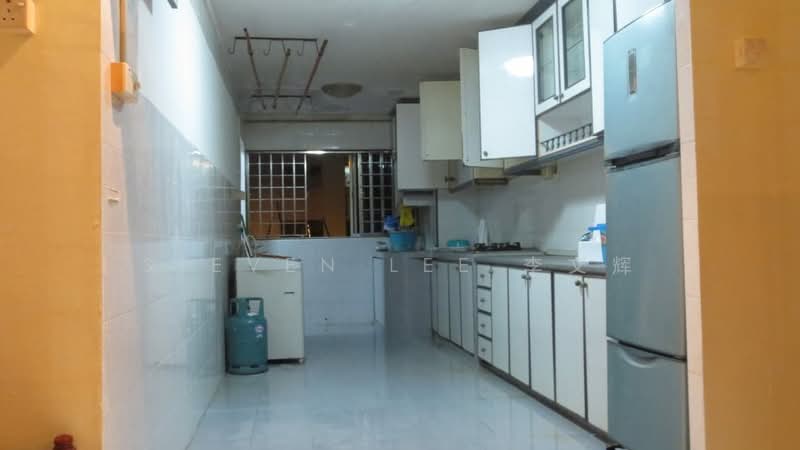 506 Hougang Avenue 8, 506 Hougang Avenue 8, 3 Bedrooms, 1,119 sqft, HDB Flat For Rent, by Steven Lee 李文辉, 500179660 - Kitchen - PropertyGuru.com.sg