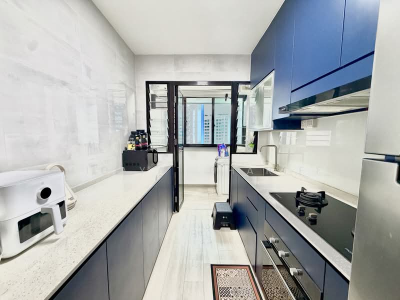 334A Yishun Riverwalk, 334A Yishun Street 31, 3 Bedrooms, 990 sqft, HDB Flat For Sale, by Hidayat Shariff, 500179684 - Kitchen - PropertyGuru.com.sg